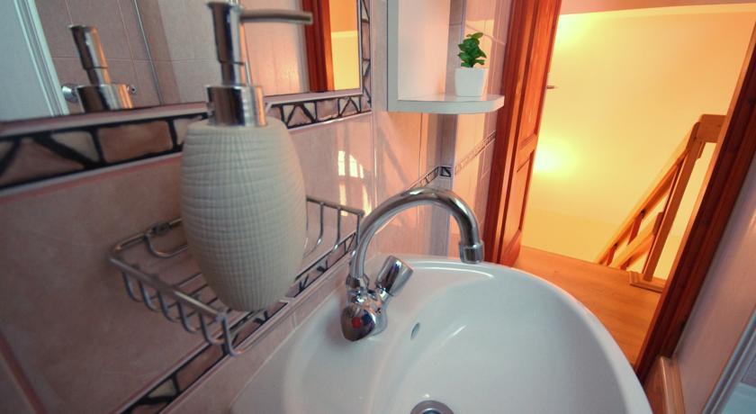 Hellasz Apartman Gyula Camera foto
